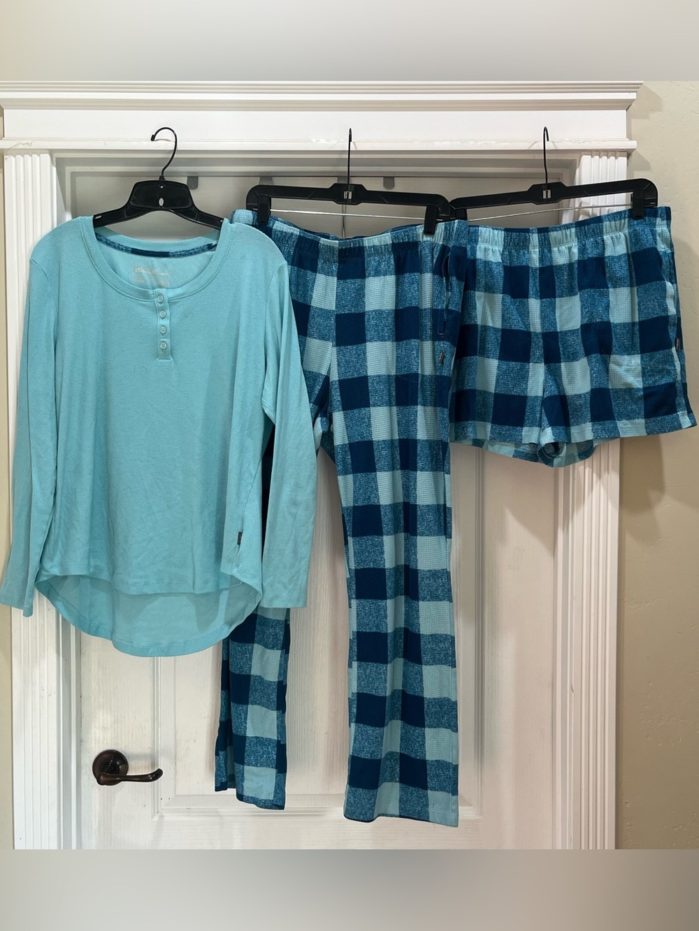 Women’s Eddie Bauer Blue Plaid Pajama Set with Light Blue Henley Top XL